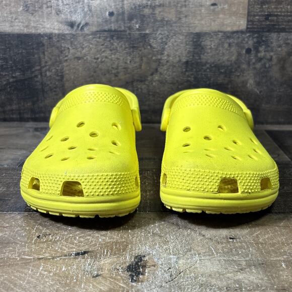 Crocs Classic Clog Men's 4 Women's 6 Canary Yellow Sandals Shoes - Picture 3 of 8